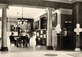 Lobby 1902