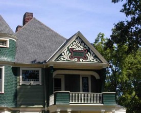 Queen Anne style house at 1200 Washington